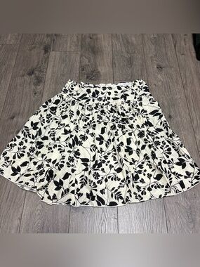 Floral flowy boho mini skirt studio